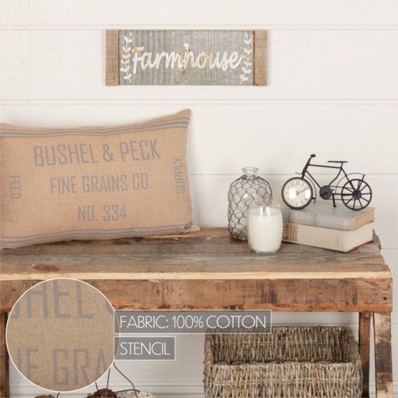 Farmhouse burlap decorative pillow - Picture 2 of 5